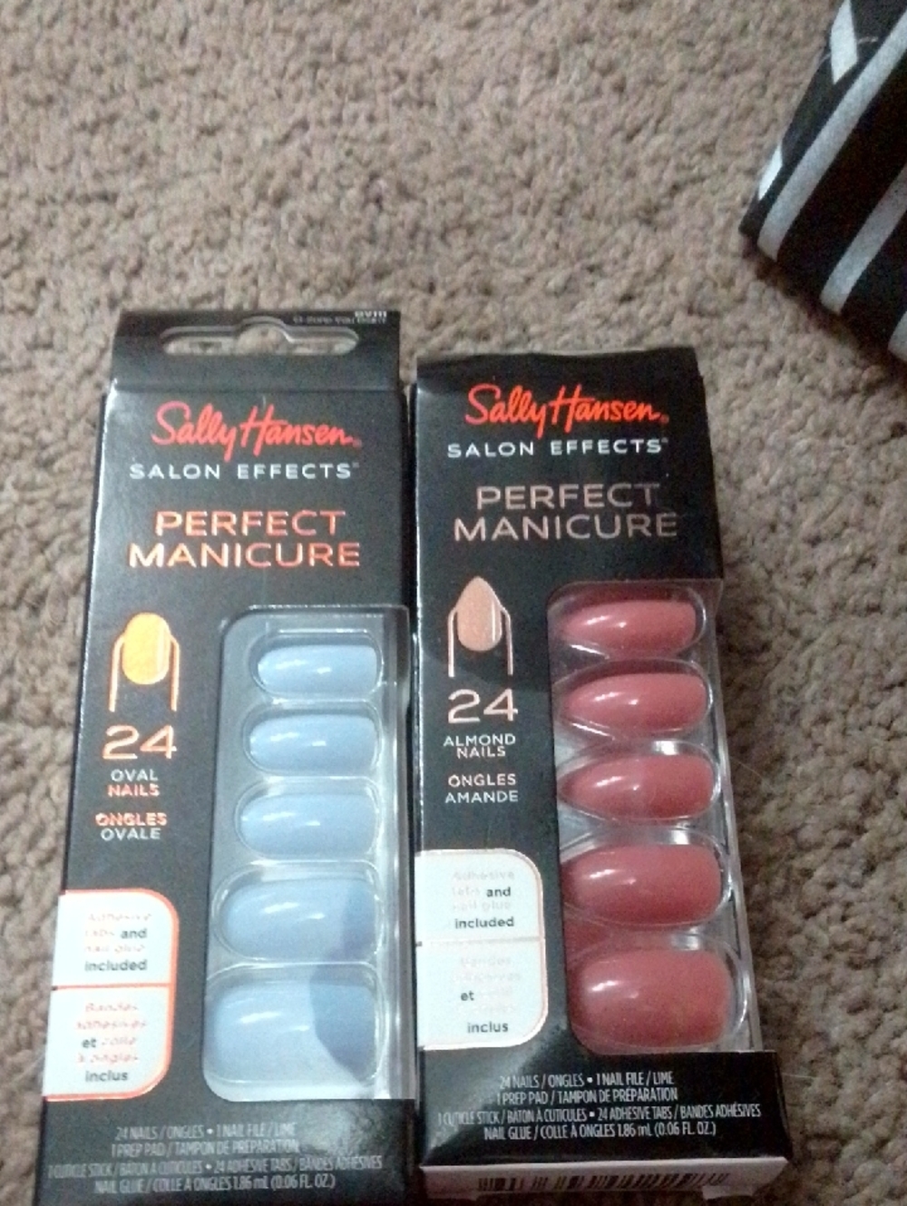 Perfect Manicure Press-On Nails in Light Blue and Dusty Rose